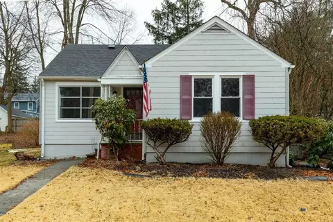 18 Underhill Ave, Poughkeepsie, NY 12601 photo 1