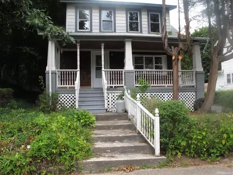 5 Arnold Rd, Poughkeepsie, NY 12601 photo 1