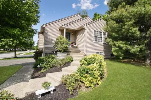 162 Elmcrest Dr, Fishkill, NY 12524 photo 1