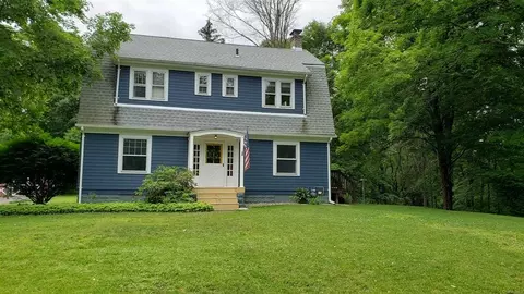 30 Overlook Rd, Poughkeepsie, NY 12603 photo 1