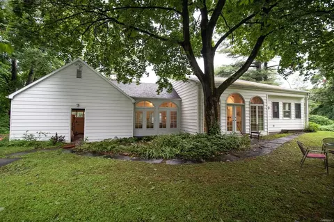 22 Boardman Rd, Poughkeepsie, NY 12603 photo 1