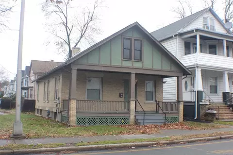 415 Baker St, Poughkeepsie, NY 12603 photo 1
