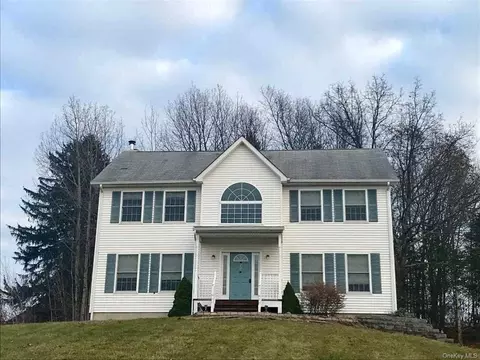 23 Silo Rdg, Wallkill, NY 12589 photo 1