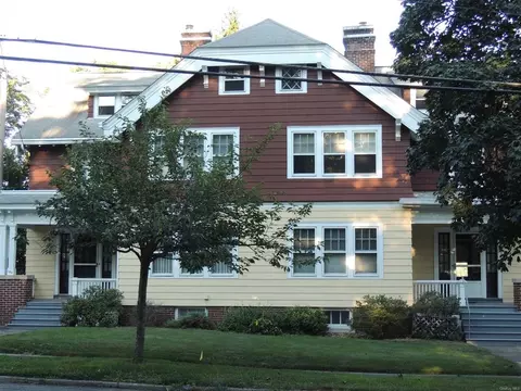 192 Cherry St, Poughkeepsie, NY 12601 photo 1