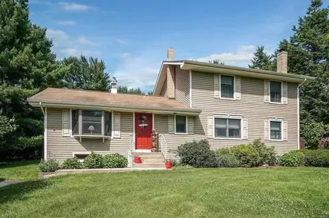 653 Noxon Rd, La Grange, NY 12603 photo 1