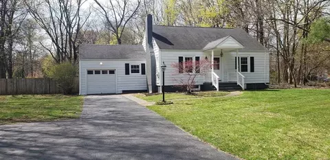 6 Pine Tree, Poughkeepsie, NY 12603 photo 1