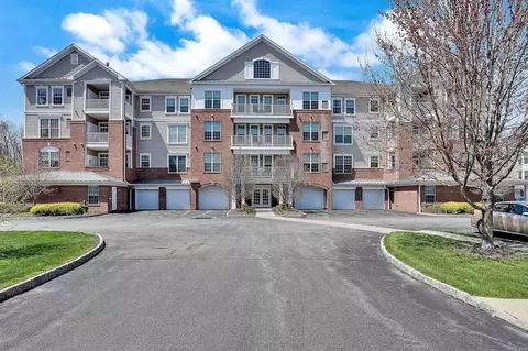 436 Regency Dr #436, Fishkill, NY 12524 photo 1