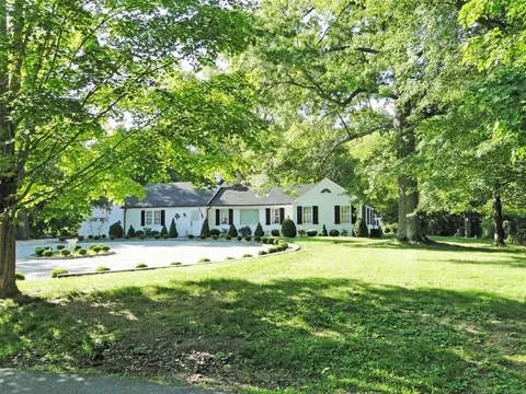 89 Maple Ave, Millbrook, NY 12545 photo 1