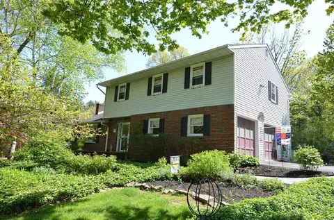63 Manor Rd, Red Hook, NY 12571 photo 1