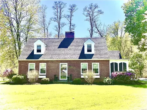 2293 New Hackensack, Poughkeepsie, NY 12603 photo 1