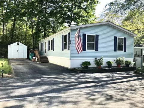 37 Bircher, Poughkeepsie, NY 12601 photo 1