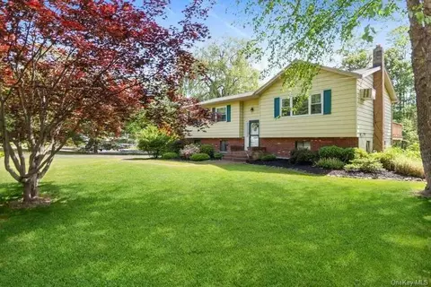 64 Cramer Rd, La Grange, NY 12603 photo 1