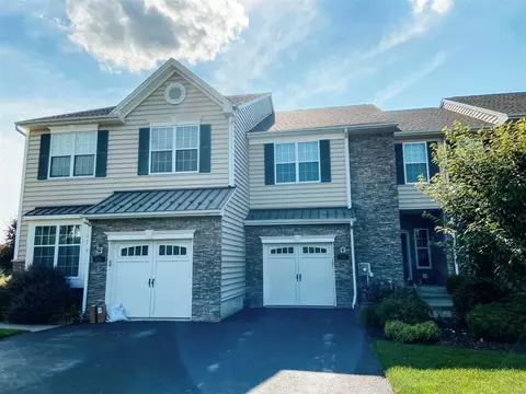 1103 Cold Spring Rd, Fishkill, NY 12524 photo 1