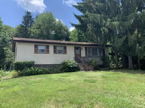 158 Bower Rd, Poughkeepsie, NY 12603 photo 1