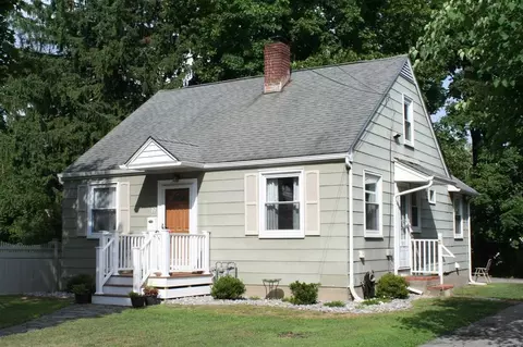19 Meyer Ave, Poughkeepsie, NY 12603 photo 1