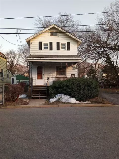 32 Cedar St, Beacon, NY 12508 photo 1