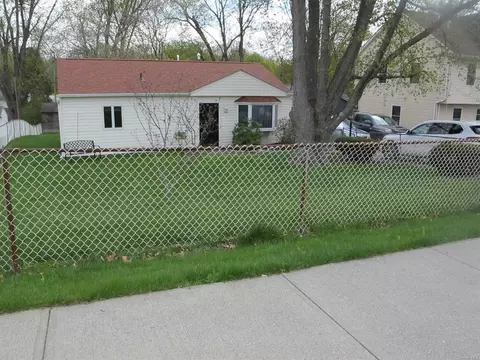 182 Violet Ave, Poughkeepsie, NY 12601 photo 1