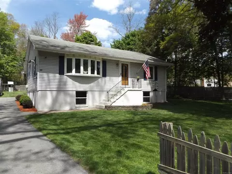 111 Cooper Rd, Wappinger, NY 12524 photo 1