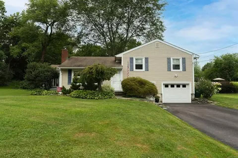 4 Eck Rd, Wappinger, NY 12590 photo 1