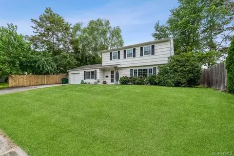 11 Schofield Pl, Beacon, NY 12508 photo 1
