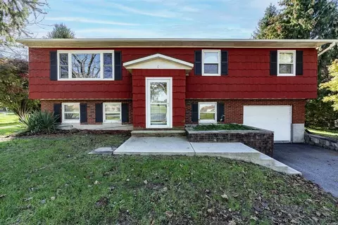 82 C E Penney, Shawangunk, NY 12589 photo 1