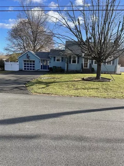 34 Maple, Fishkill, NY 12524 photo 1