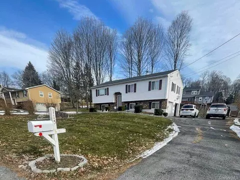 115 Simone Dr, La Grange, NY 12603 photo 1
