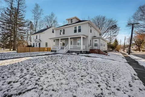 237 Hooker Ave, Poughkeepsie, NY 12603 photo 1
