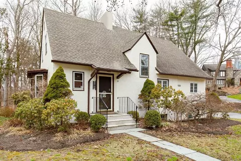 19 Loockerman Ave, Poughkeepsie, NY 12601 photo 1
