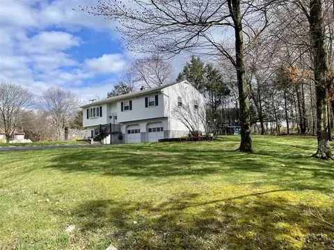 62 Vail Rd, La Grange, NY 12603 photo 1