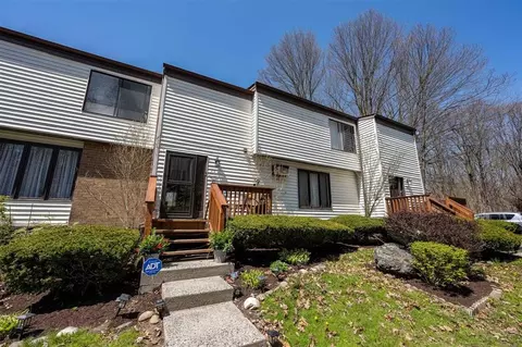 3 Hook Rd #75, Poughkeepsie, NY 12601 photo 1
