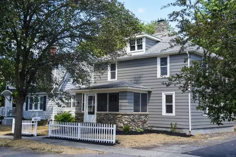 71 Davis Ave, Poughkeepsie, NY 12603 photo 1