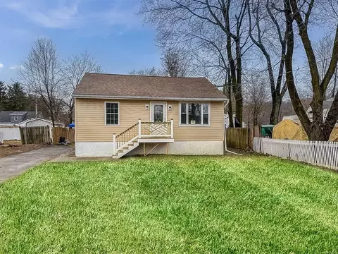 5 Brady Pl, Poughkeepsie, NY 12601 photo 1
