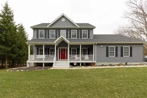 24 Spruce Ln, La Grange, NY 12603 photo 1