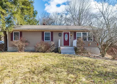 1954 New Hackensack Rd, La Grange, NY 12603