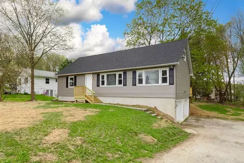 82 Kent Rd, Wappinger, NY 12590