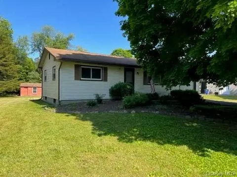 26 Mayflower Ave, Dover, NY 12522