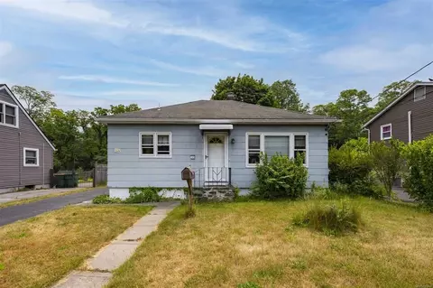 245 Liberty St, Beacon, NY 12508