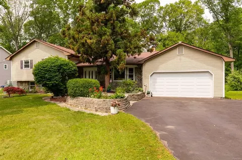 35 Mountain Pass, East Fishkill, NY 12533