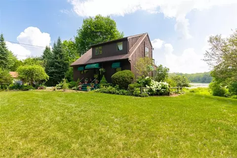 406 Lake Dr, Clinton, NY 12572