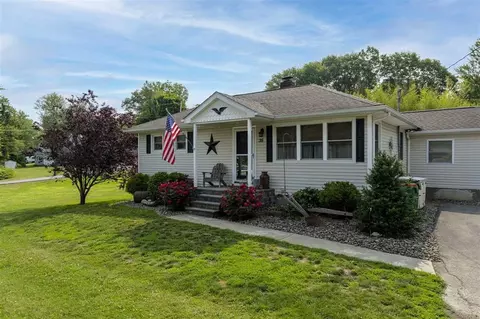 35 Booth Blvd, Wappingers Falls, NY 12590
