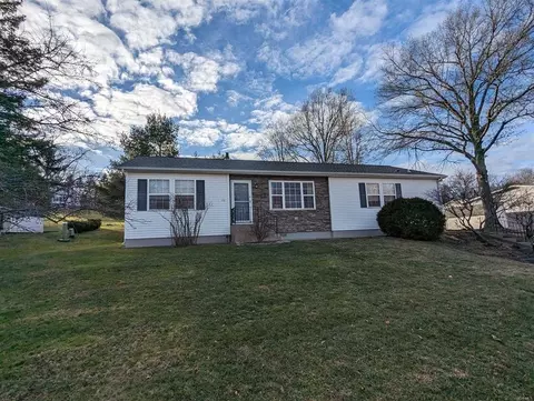 53 Brittany Ter, Rock Tavern, NY 12575