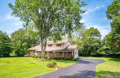 16 Michael Dr, Wappinger, NY 12590