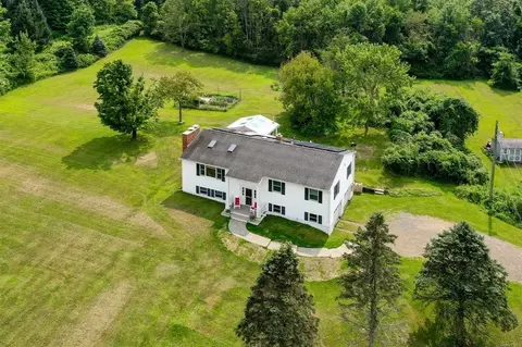 176 E Kerley Cors, Red Hook, NY 12571