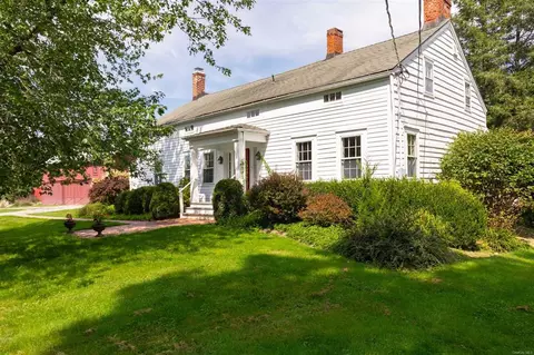 105 Barmore Rd, La Grange, NY 12540