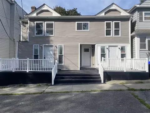 99 Hamilton St, Poughkeepsie, NY 12601