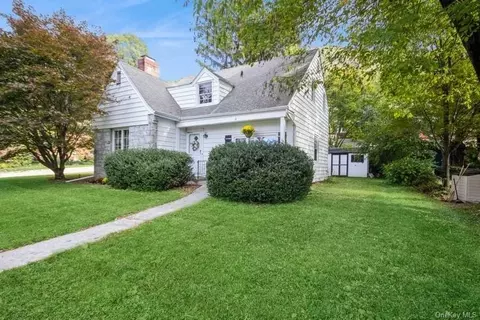 4 Jefferson Ave, Beacon, NY 12508