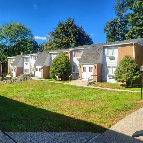 2740 S Road C4, Poughkeepsie, NY 12601