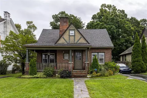 57 Park Ave, Poughkeepsie, NY 12603