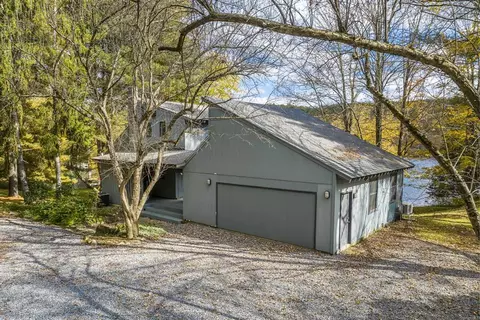 2728 Salt Point Tpke, Clinton, NY 12514